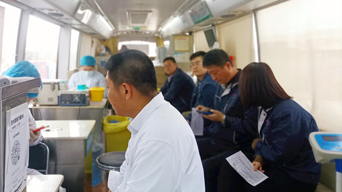 沈陽航空產(chǎn)業(yè)集團(tuán)組織員工開展“獻(xiàn)熱血、踐初心”無償獻(xiàn)血活動(dòng)